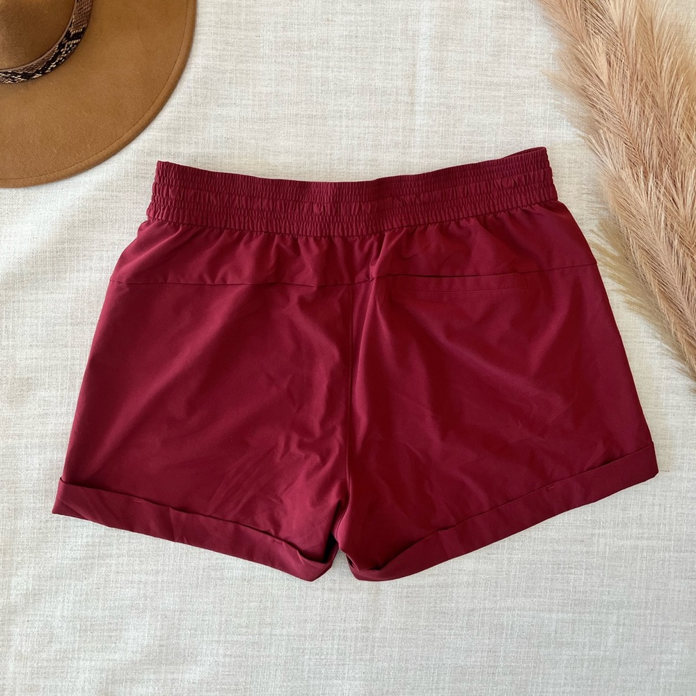 Lululemon Spring Breakaway 3”